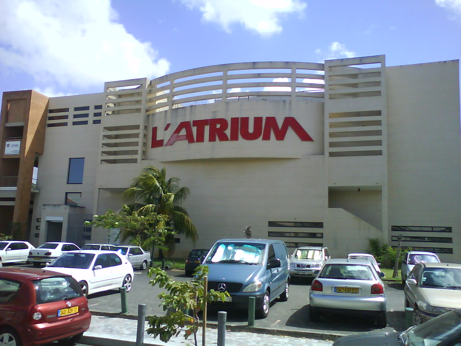Atrium de Fort-de-France (Martinique) — partenariat CGP Girardin