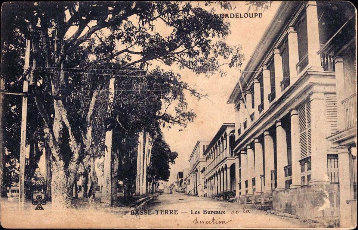 Bureaux de la Direction à Basse-Terre (Guadeloupe) — procédure administrative Girardin
