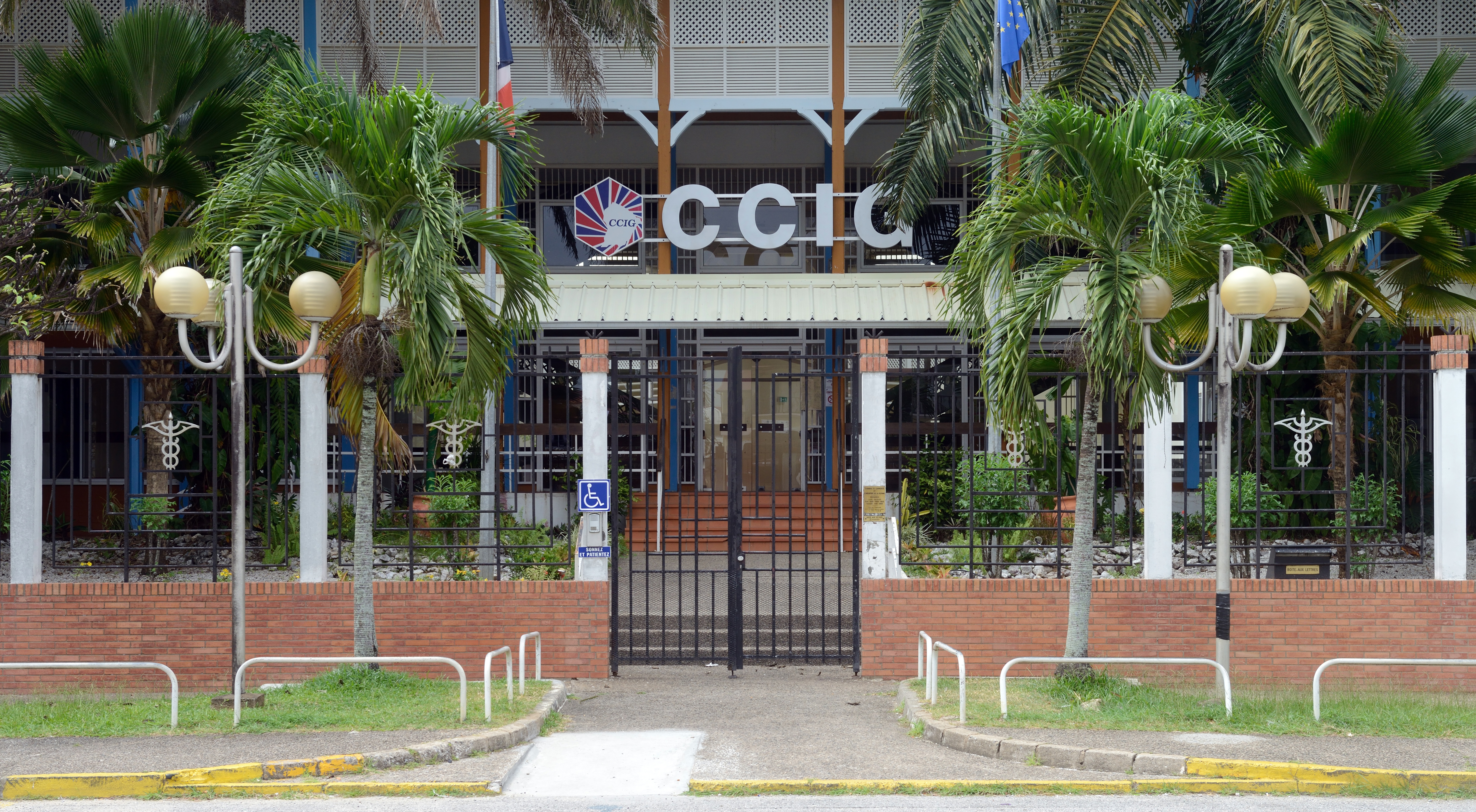 Chambre de commerce et d'industrie de Guyane à Cayenne — logement social Girardin Guyane