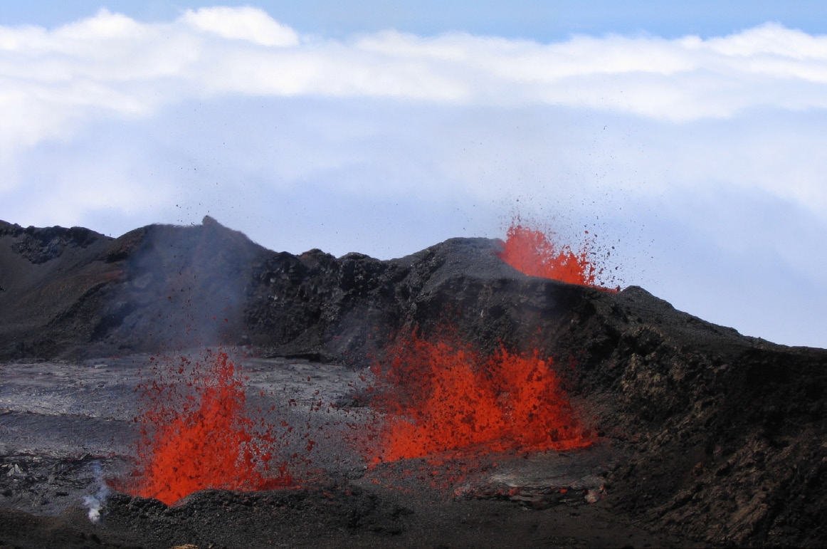 Éruption du Piton de la Fournaise, La Réunion