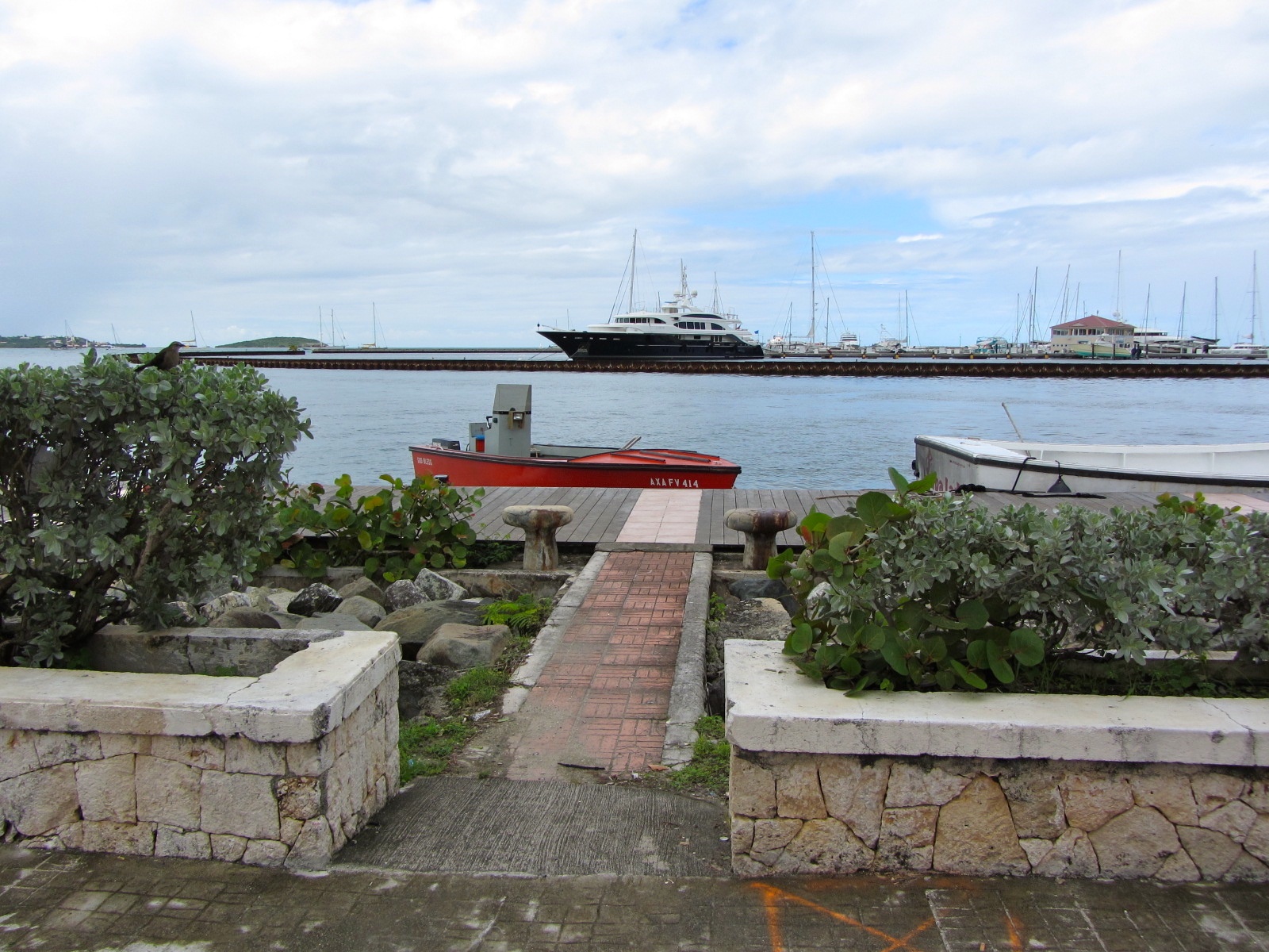 Port de Marigot, Saint-Martin — activité portuaire et tourisme