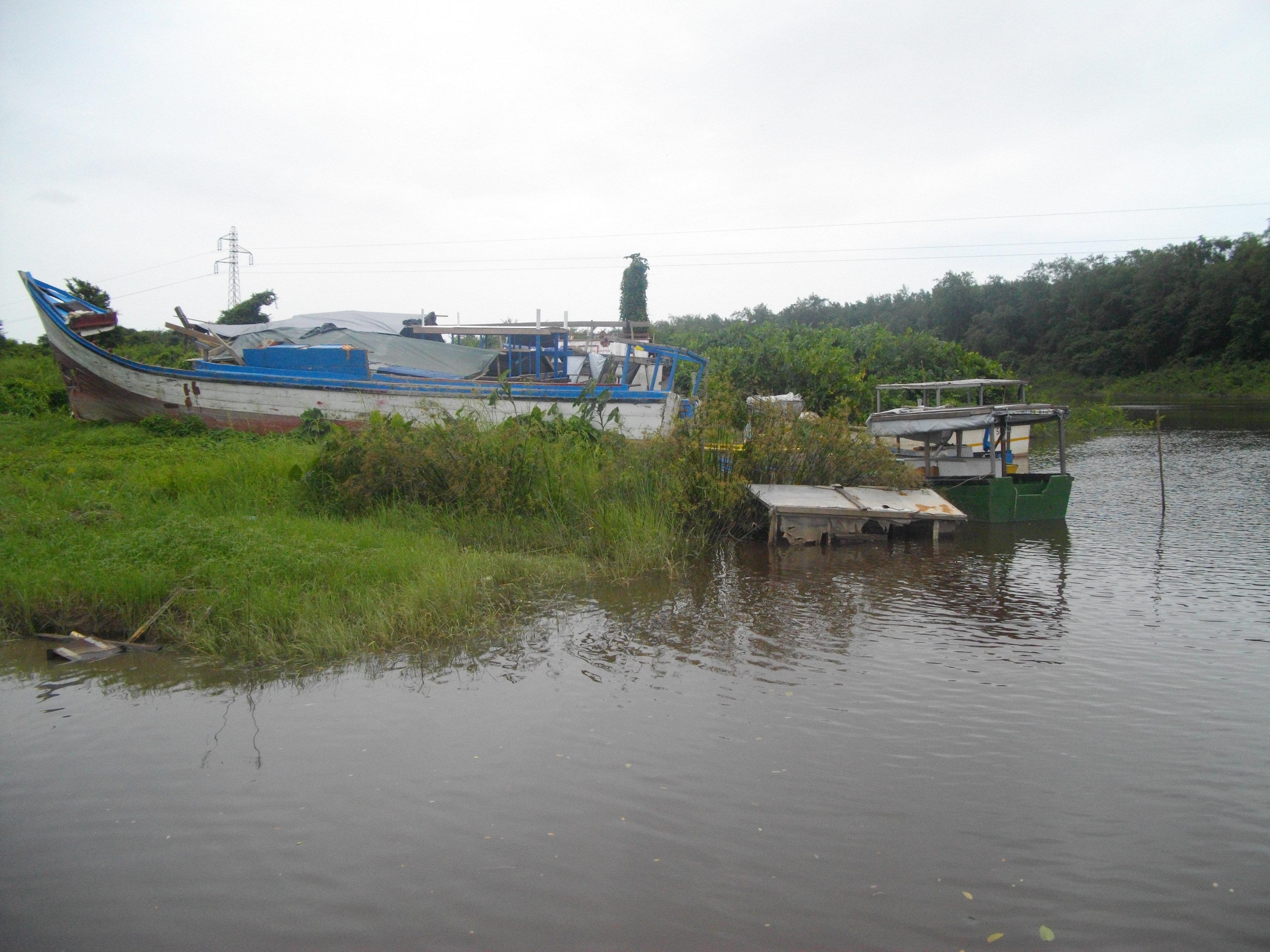 Port d'Iracoubo (Guyane) — pêche côtière et artisanat maritime